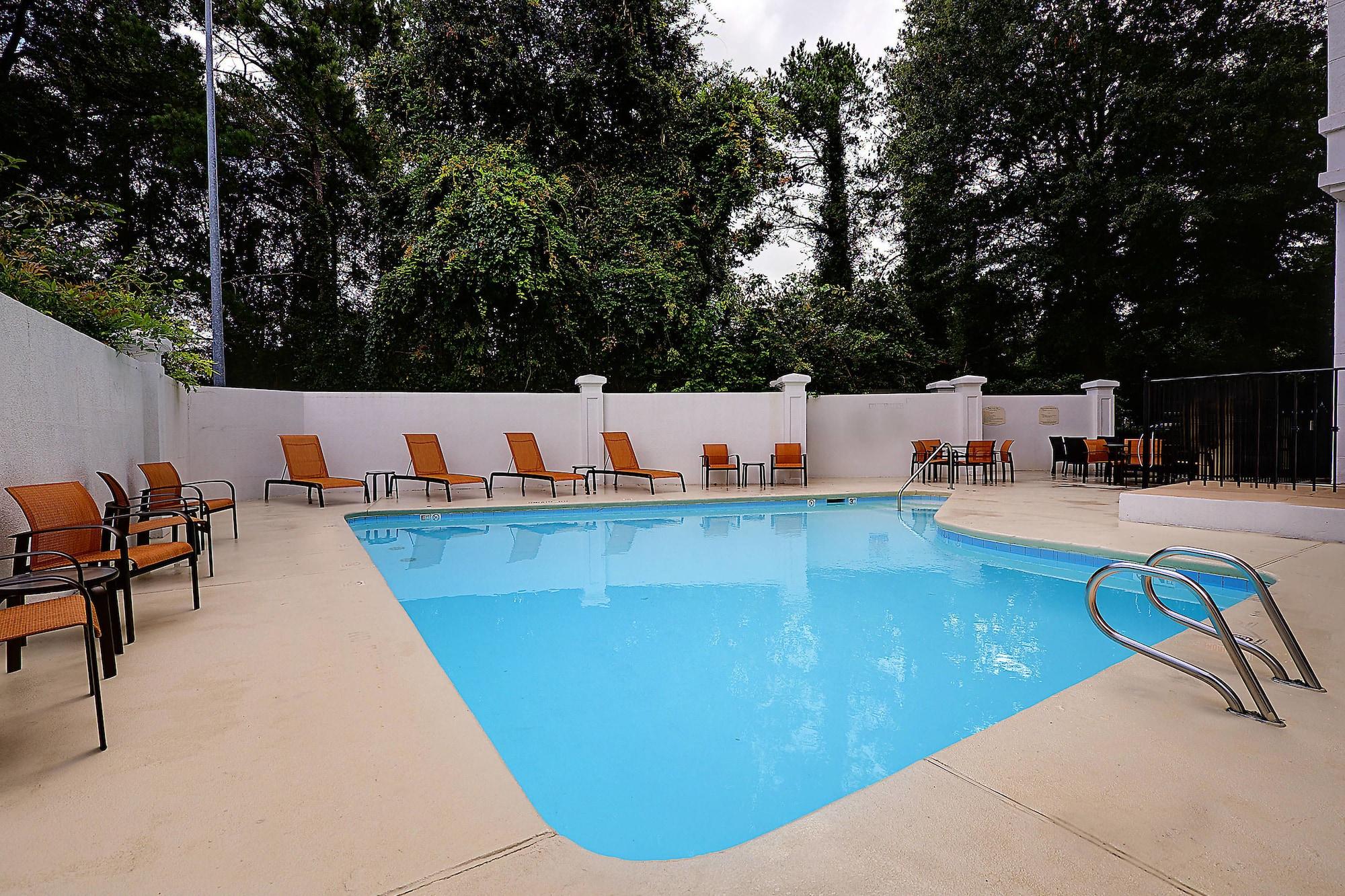 Courtyard Raleigh Crabtree Valley Esterno foto