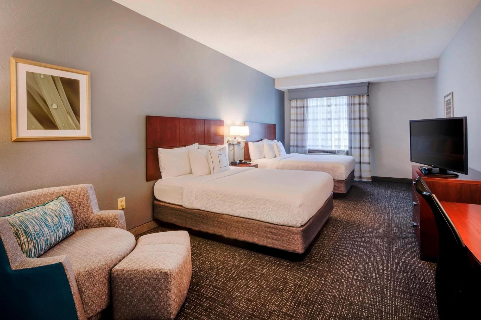 Courtyard Raleigh Crabtree Valley Esterno foto