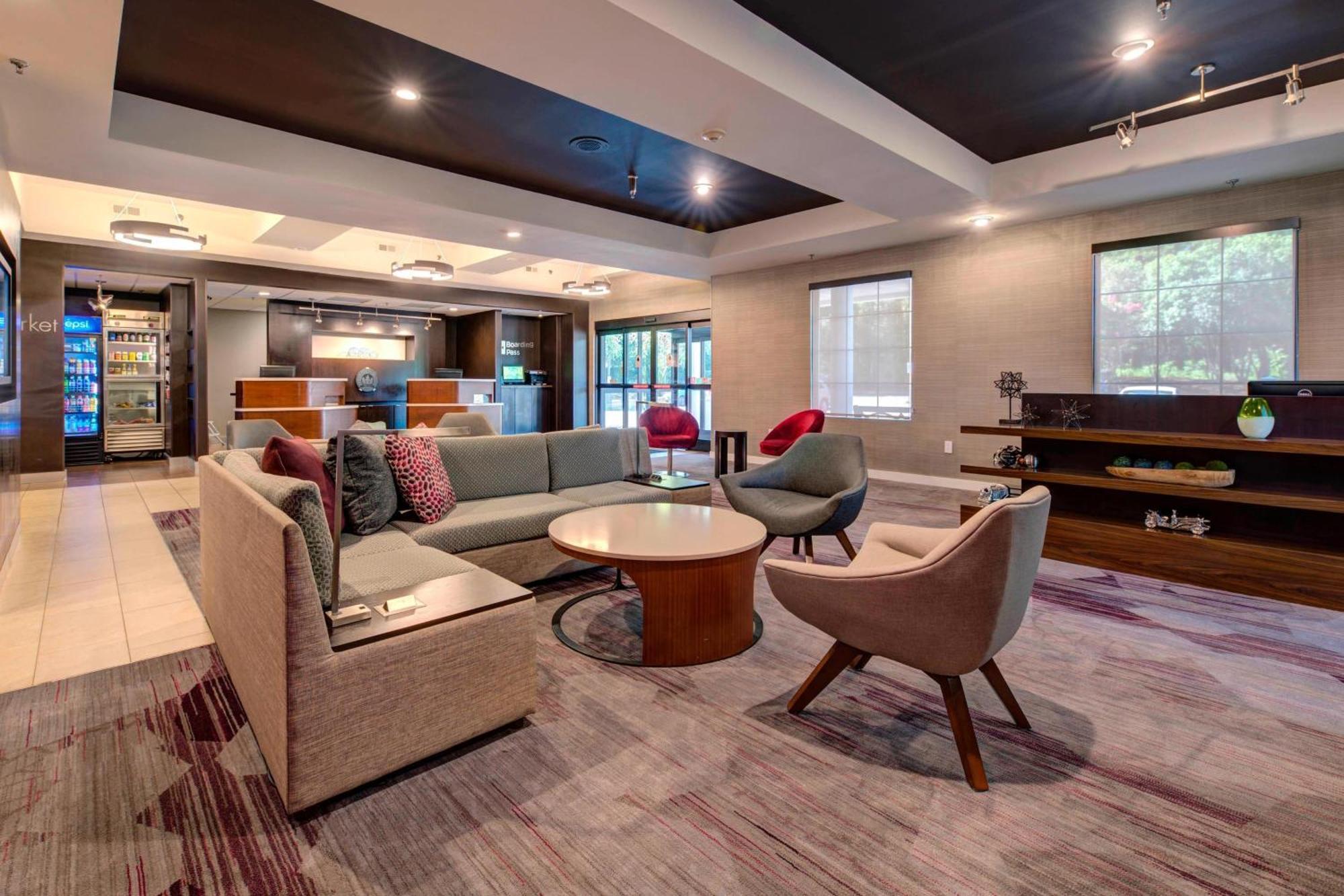 Courtyard Raleigh Crabtree Valley Esterno foto